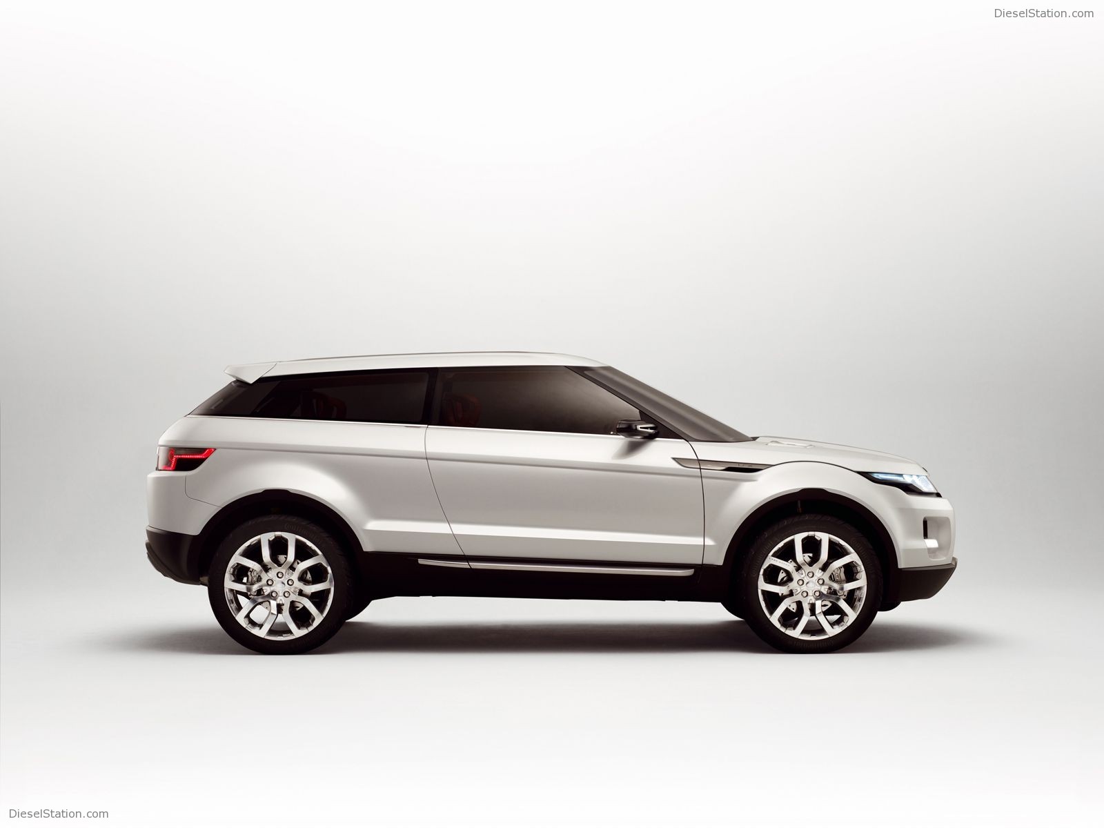 Land Rover LRX Hybrid Concept Car Images Land Rover LRX Hybrid Concept Car Images